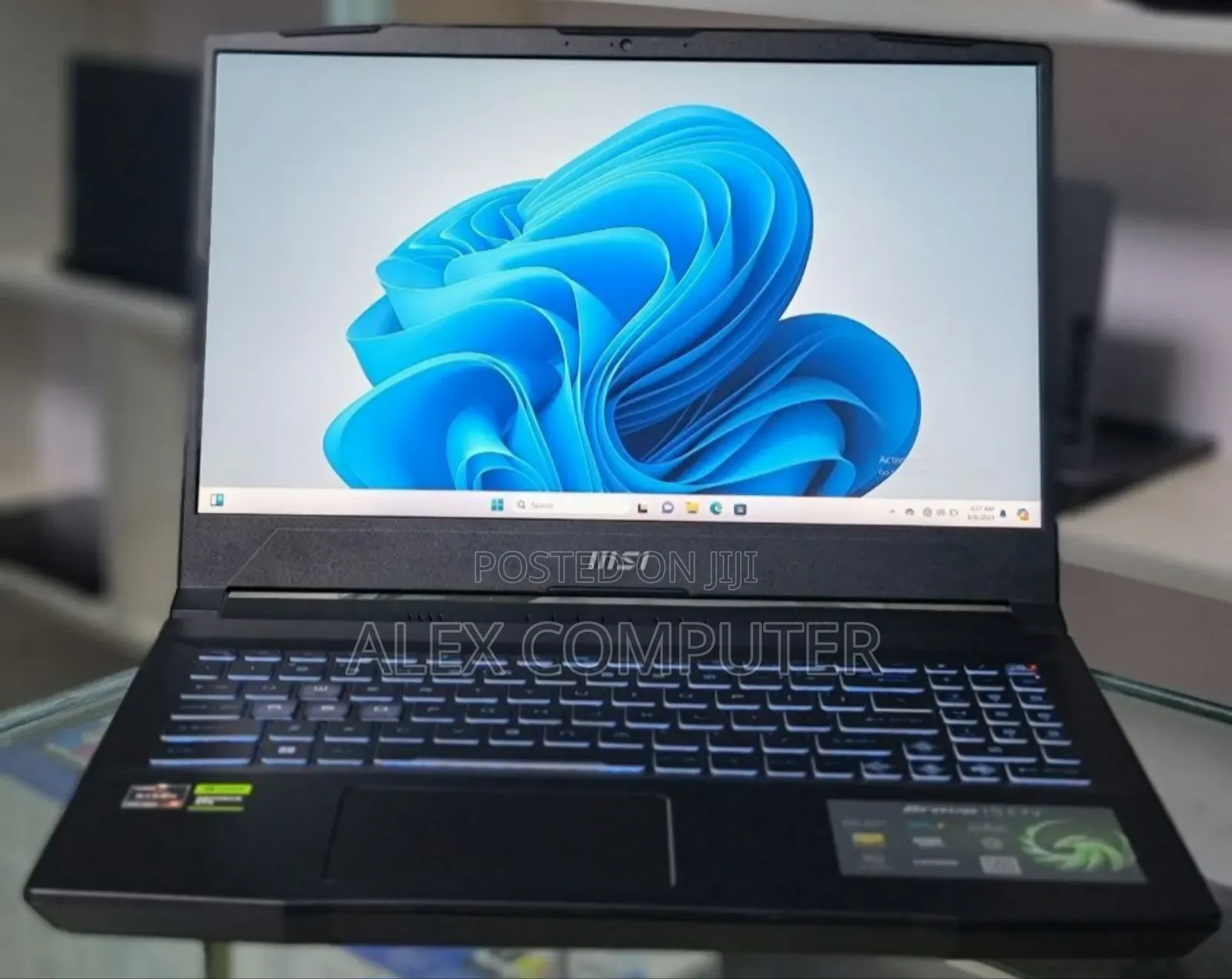 New Laptop MSI Katana 15 16GB Intel Core I3 SSD 512GB