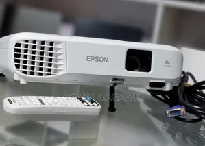Epson Projector Model EB -E01