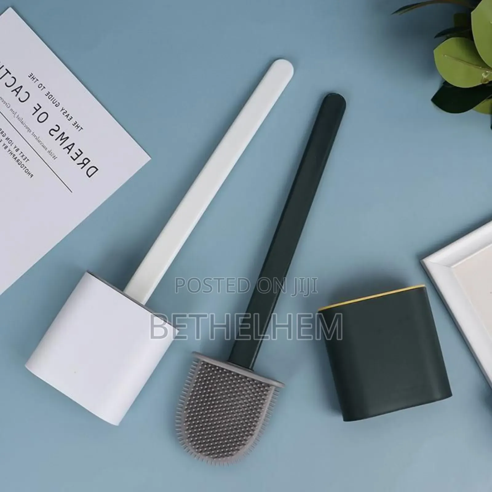 Toilet Cleaning Brush With Brush Holder