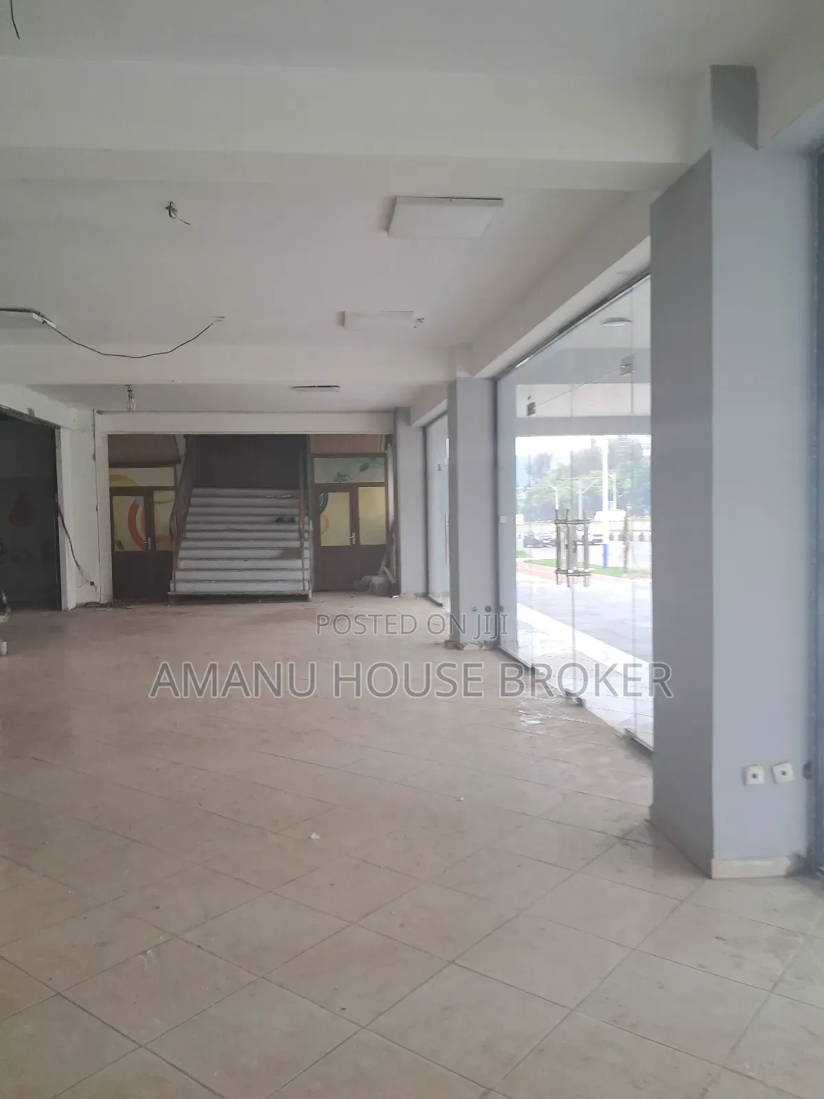 አስቸኳይ የሚከራይ ለካፌ፣ለሱፐር ማርኬት፣ለክሊኒክ