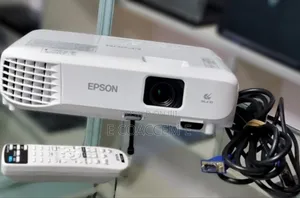 .Epson Projector BRAND NEW 
Model Name: EB-E01