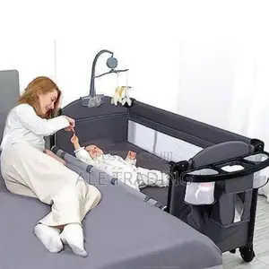 Deluxe Baby Bedside Crib
