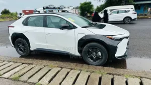 Photo - Toyota bZ4X 2023 White