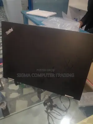 Photo - New Laptop Lenovo ThinkPad Yoga 16GB Intel Core I7 SSD 512GB