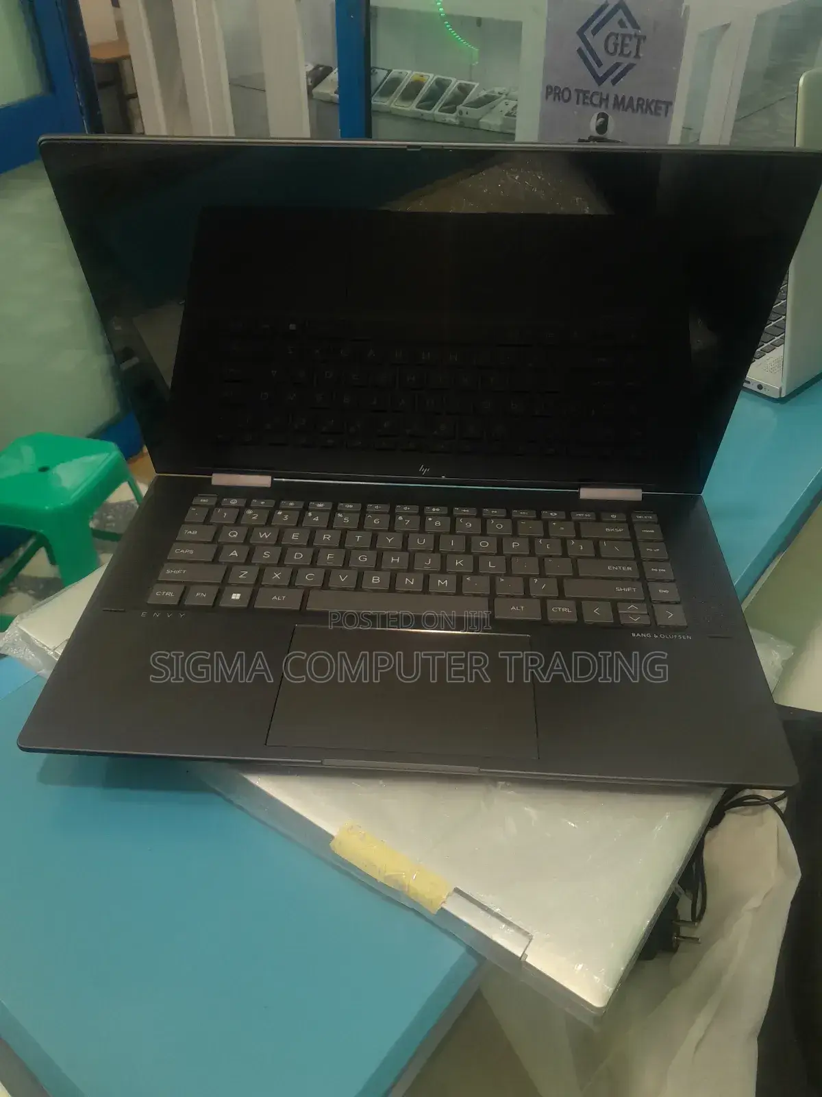 New Laptop HP Envy X360 8GB AMD Ryzen 5 SSD 512GB