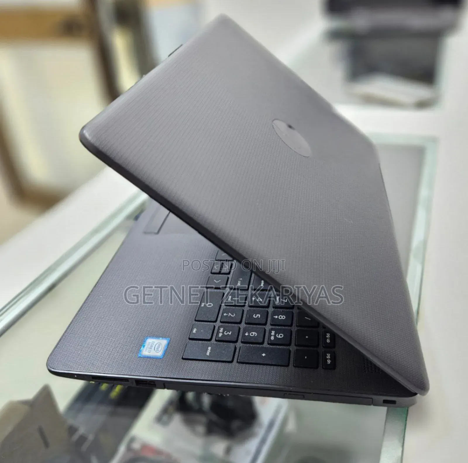 New Laptop HP Stream Notebook 8GB Intel Core I7 HDD 1T