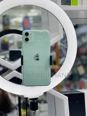 Photo - New Apple iPhone 11 128 GB