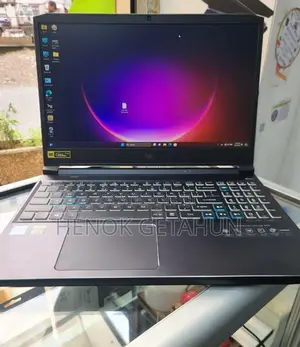 New Laptop Acer Predator Helios 300 16GB Intel Core I9 SSD 512GB