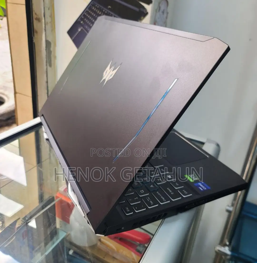 New Laptop Acer Predator Helios 300 16GB Intel Core I9 SSD 512GB