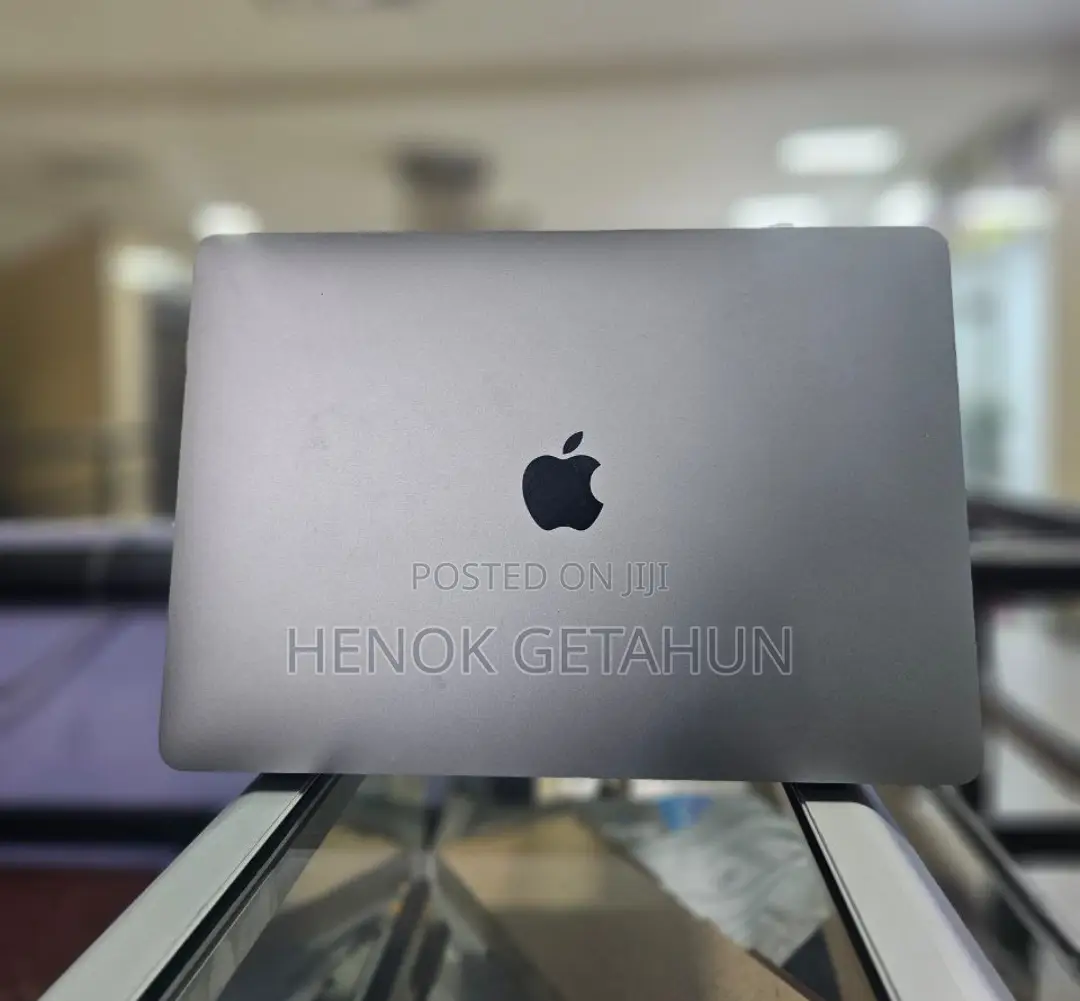 New Laptop Apple MacBook Air 2020 M1 8GB Apple M1 SSD 256GB