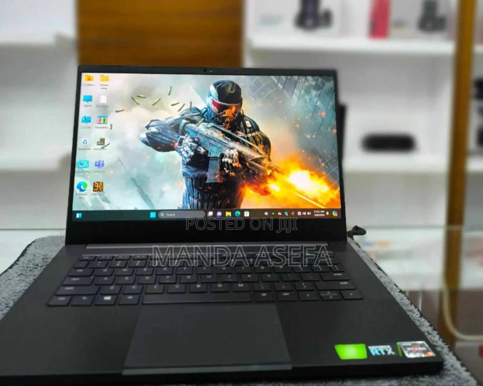 New Laptop Razer Blade 16GB AMD Ryzen 9 SSD 1T