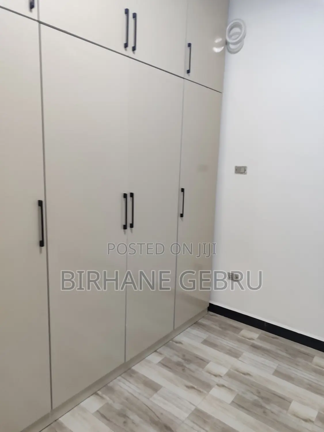 1bddroom Luxury Apartiment Rent