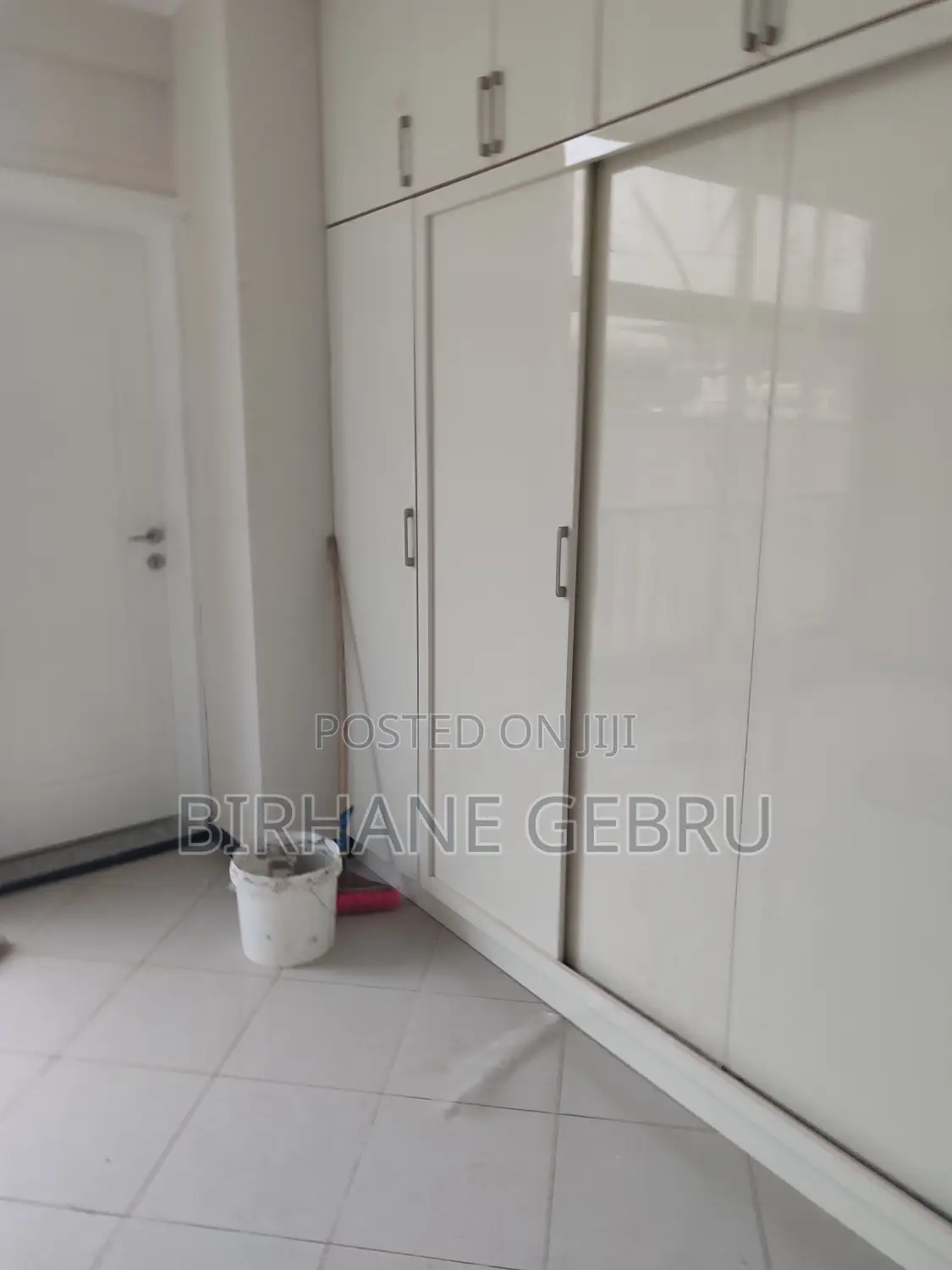 1bddroom Luxury Apartiment Rent