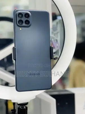 New Samsung Galaxy M33 5G 128 GB Black