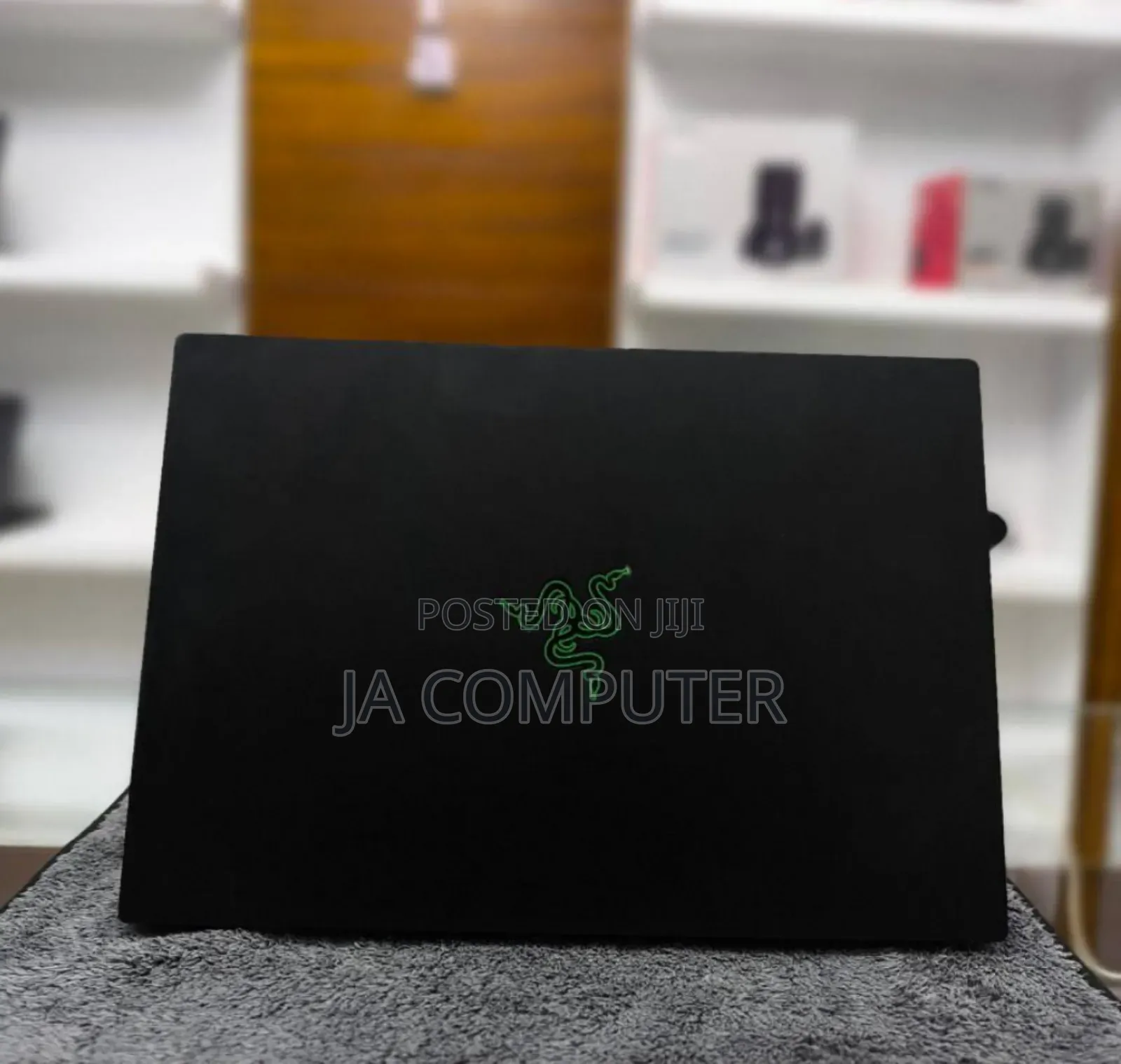 New Laptop Razer Blade 16GB AMD Ryzen 9 SSD 1T