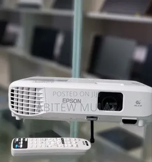 Photo - Epson Projector BRAND NEW 
Model Name: EB-E01 
Hardware
