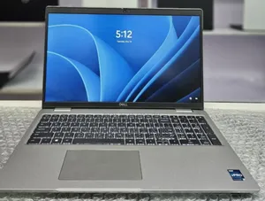 Photo - New Laptop Dell Latitude 5540 16GB Intel Core i7 SSD 512GB