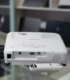 Brand New EB-01 Projector