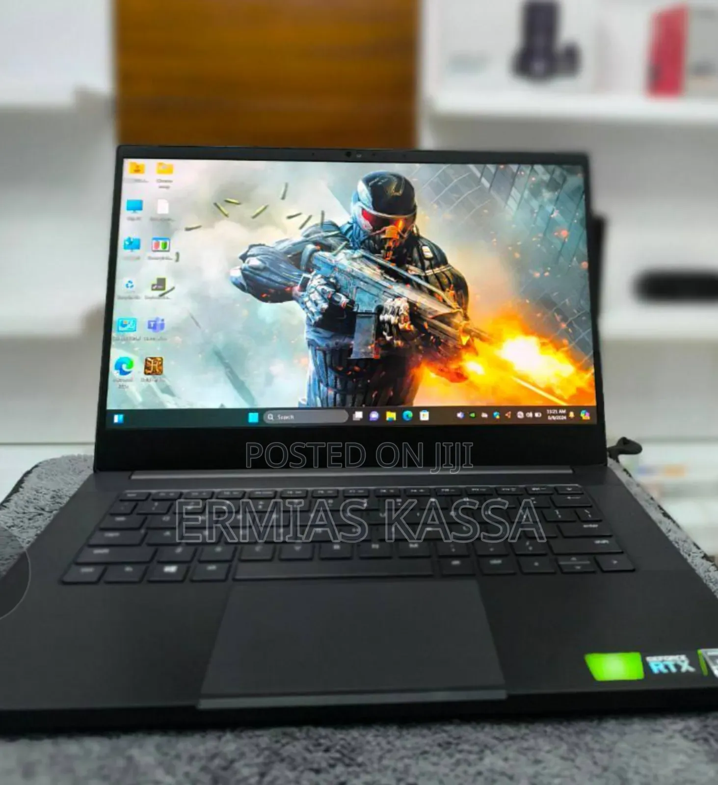 New Laptop Razer Blade Advanced 16GB AMD Ryzen 9 SSD 1T
