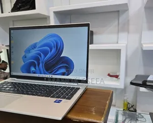 New Laptop HP EliteBook 850 G8 16GB Intel Core I7 SSD 1T