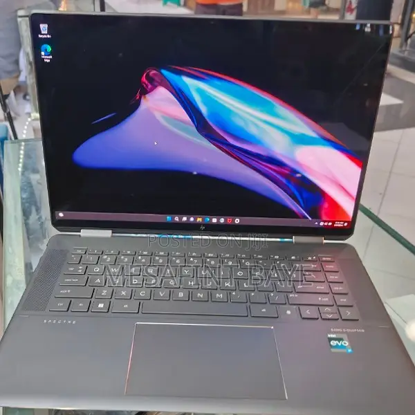 New Laptop HP Spectre X360 16GB Intel Core I7 SSD 1T
