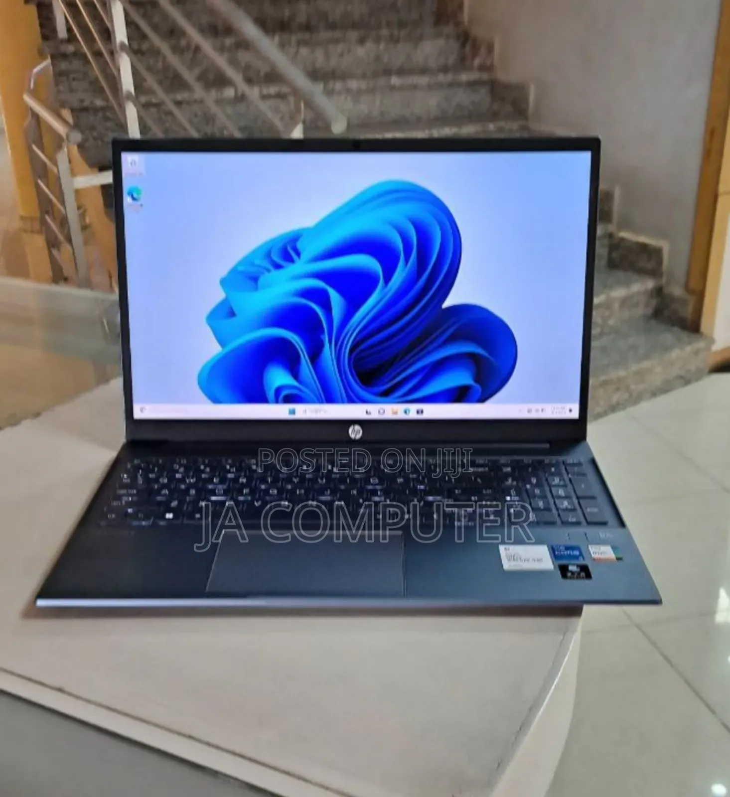 New Laptop HP Pavilion 15 8GB Intel Core I5 SSD 512GB