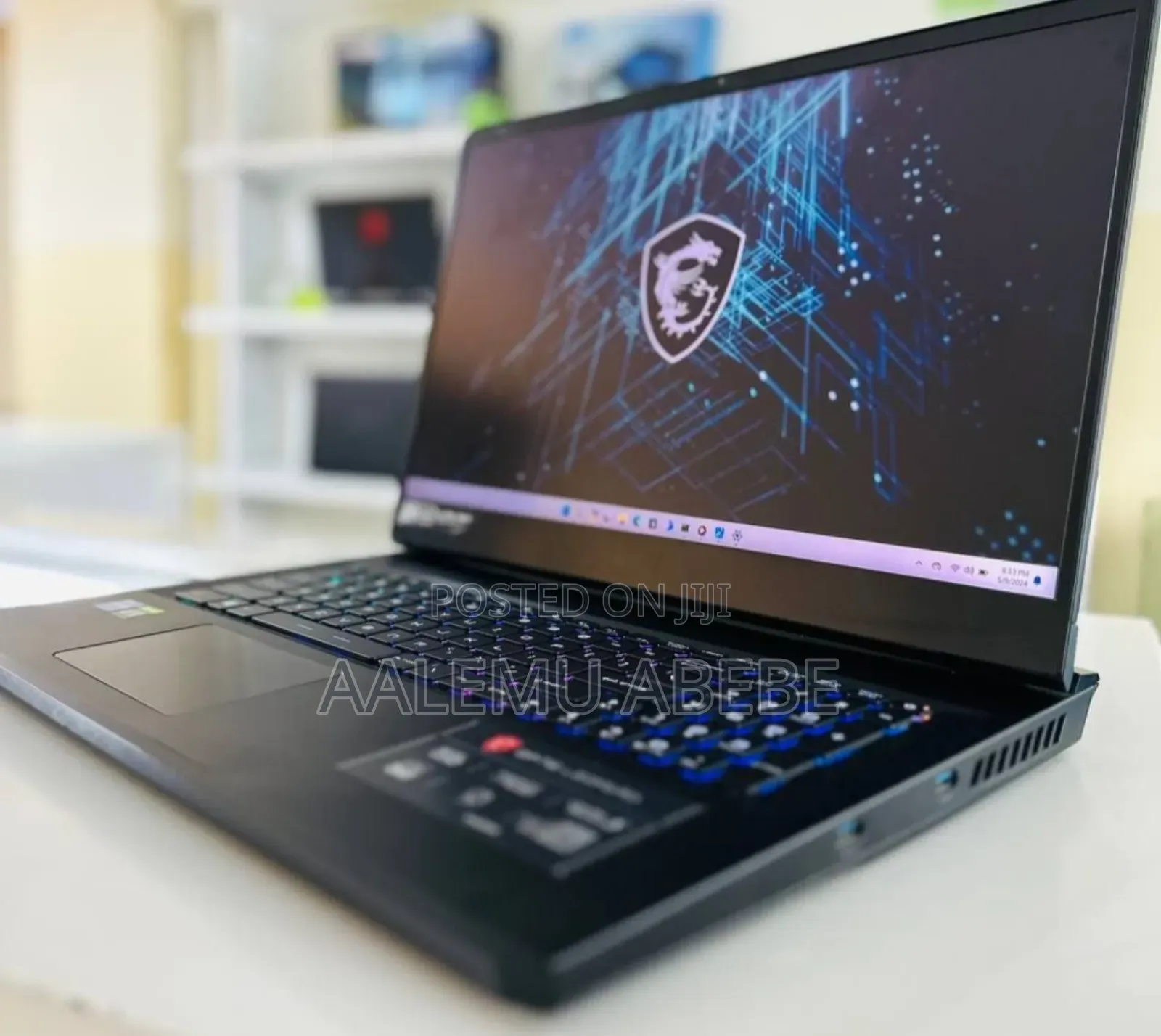 New Laptop MSI GP75 Leopard 16GB Intel Core I7 SSD 1T