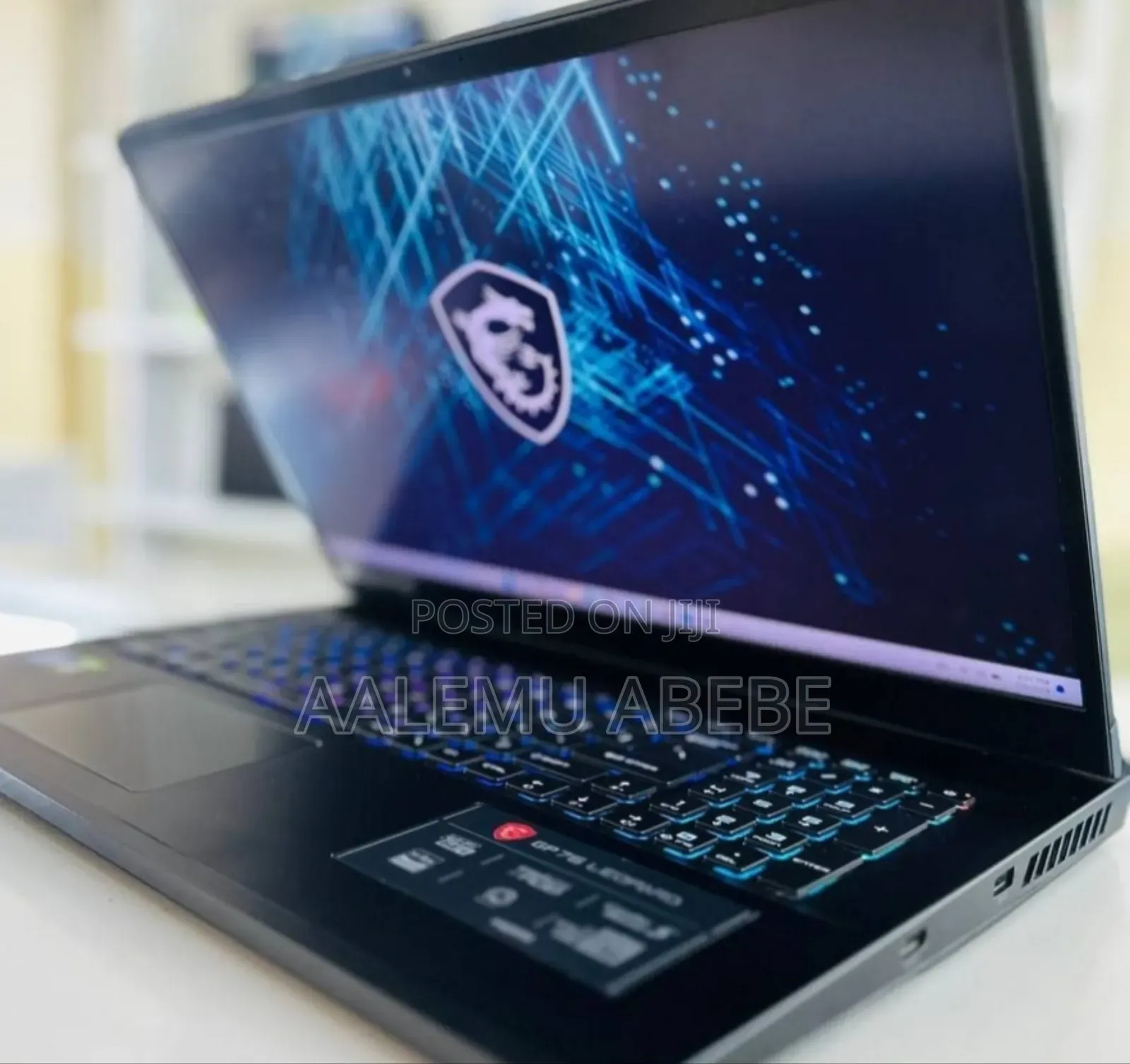 New Laptop MSI GP75 Leopard 16GB Intel Core I7 SSD 1T