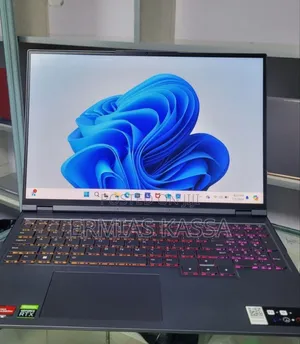 New Laptop Lenovo Legion 5 16GB AMD Ryzen 7 SSD 512GB