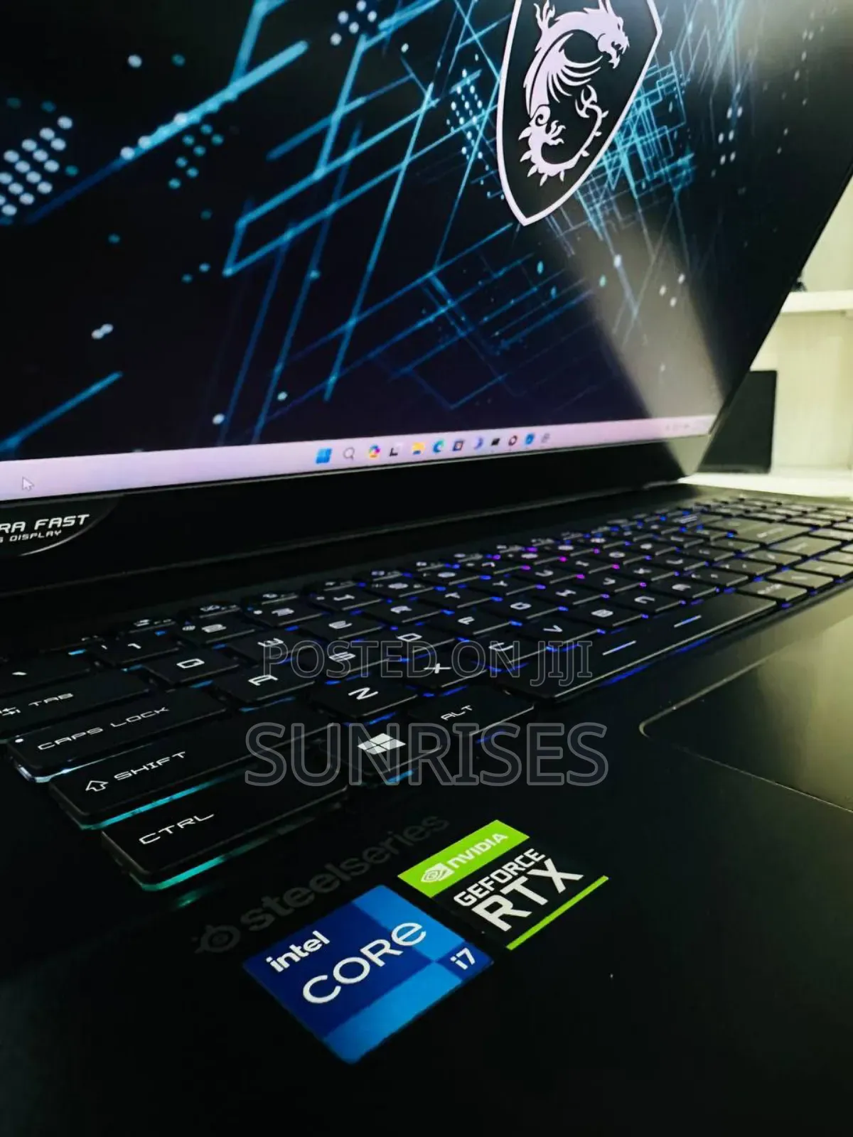 New Laptop MSI GP75 Leopard 16GB Intel Core I7 SSD 1T