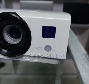 Photo - High Quality SONY Dx 102 Projector