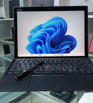 New Laptop Lenovo ThinkPad X1 Carbon Gen11 8GB Intel Core I7 SSD 256GB