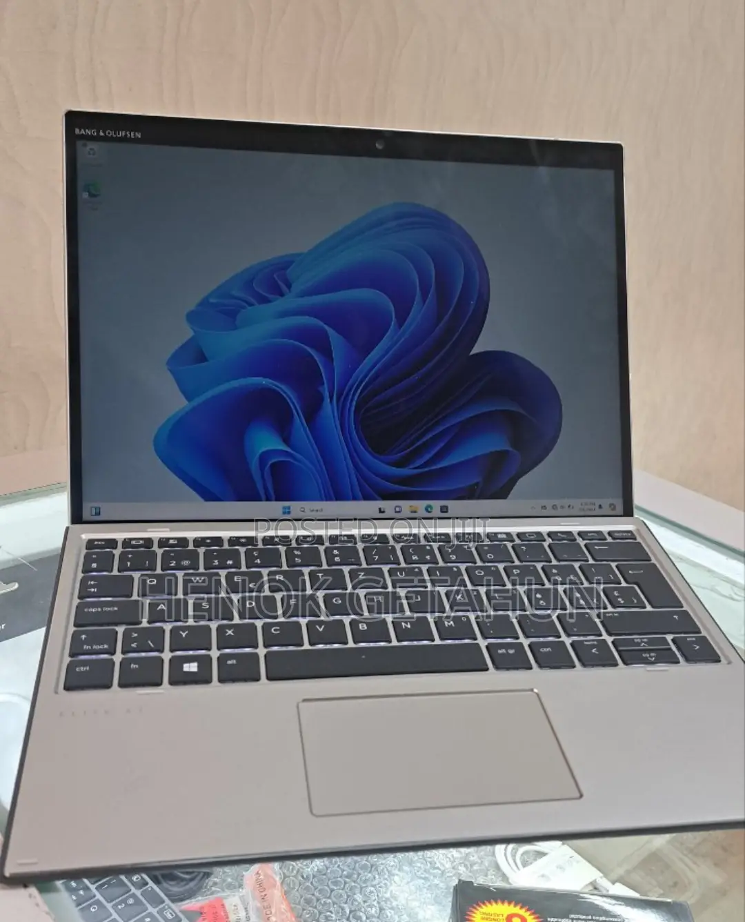 New Laptop HP X2 16GB Intel Core I5 SSD 256GB