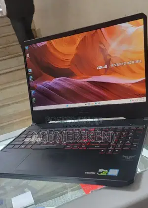 New Laptop Asus 16GB Intel Core I7 SSD 512GB