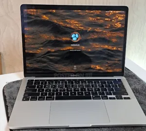 New Laptop Apple MacBook Pro M1 8GB Intel Core I5 SSD 256GB