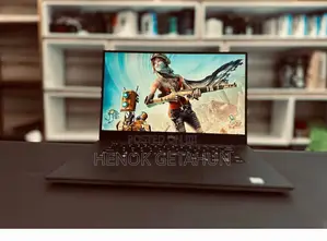 New Laptop Dell Precision 5540 16GB Intel Core I7 SSD 512GB