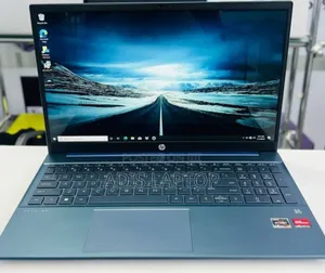 Photo - New Laptop HP Pavilion X360 8GB AMD Ryzen 7 SSD 512GB