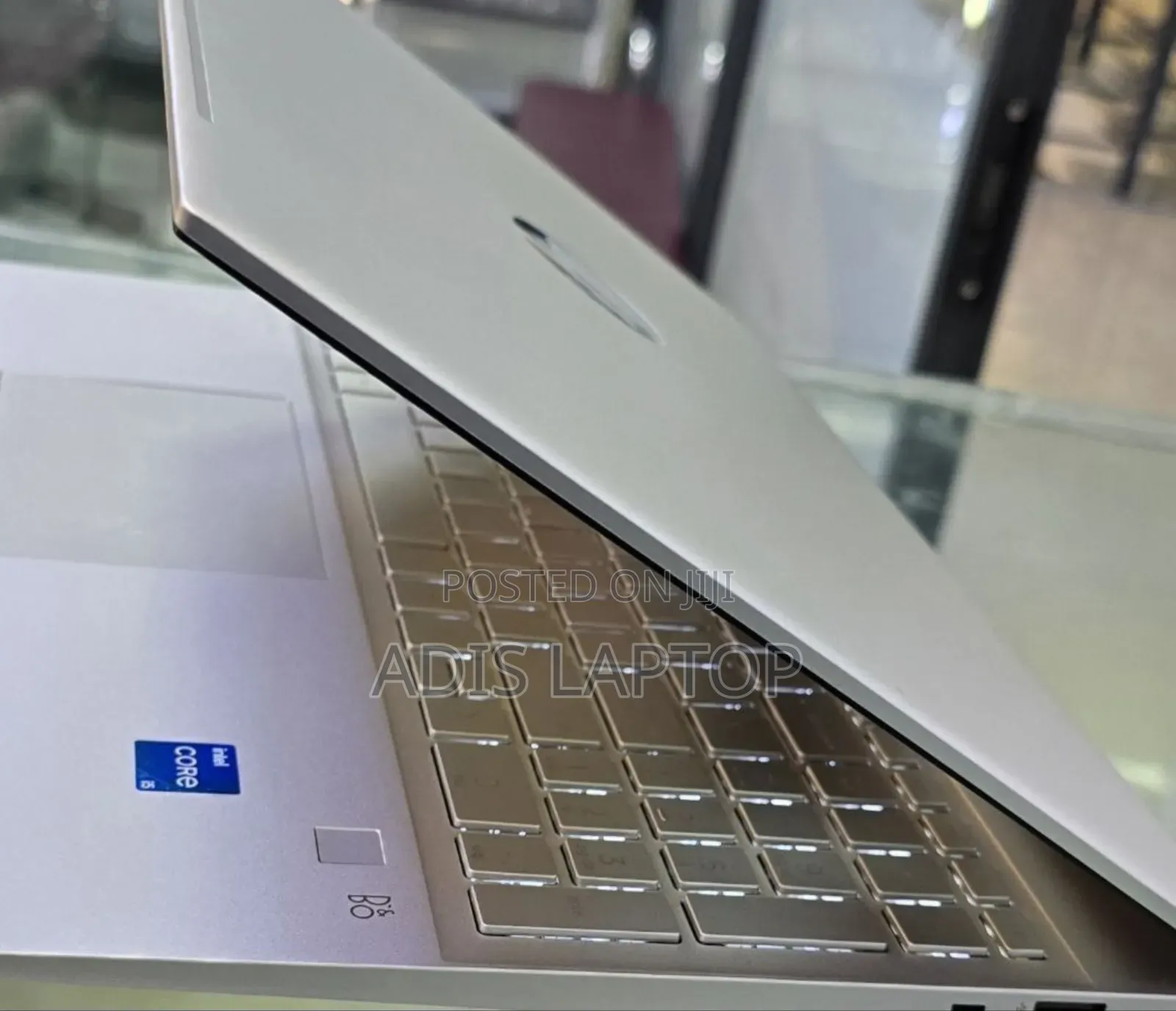 New Laptop HP Pavilion 11 8GB Intel Core I5 SSD 512GB