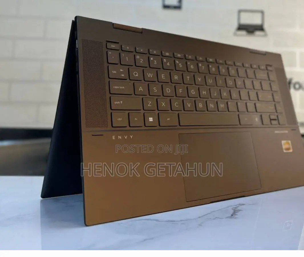 New Laptop HP Envy X360 16GB AMD Ryzen 7 SSD 512GB