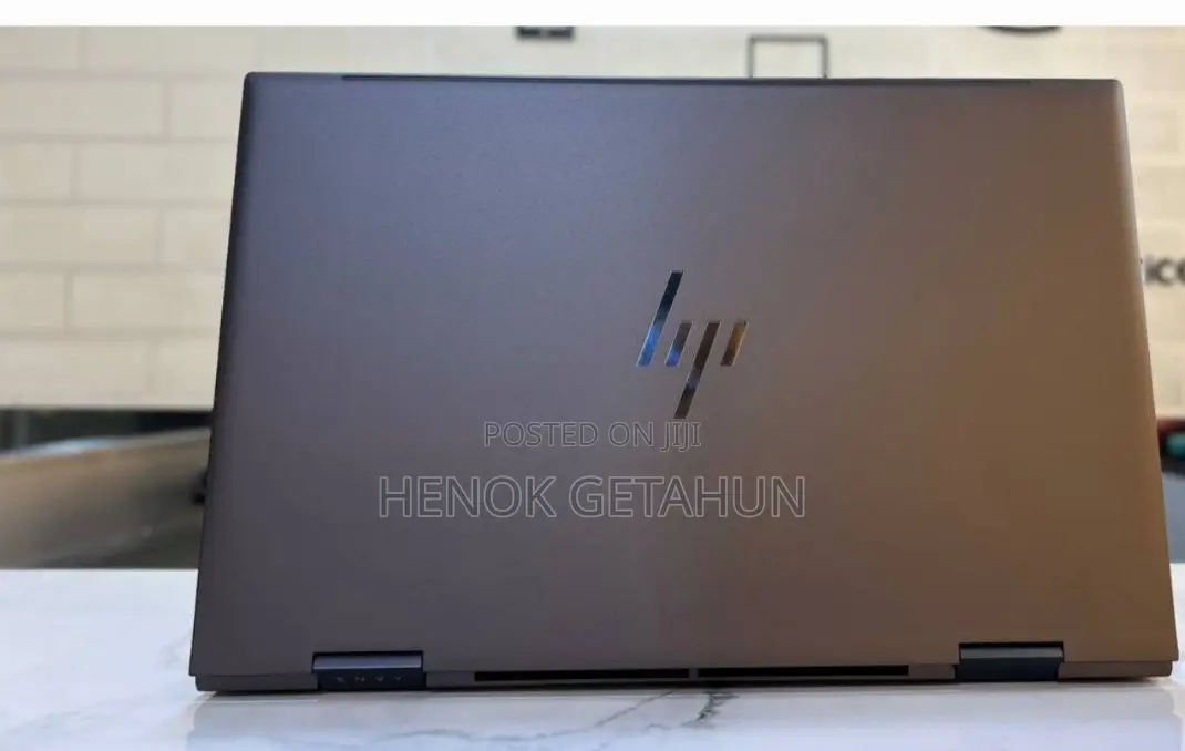 New Laptop HP Envy X360 16GB AMD Ryzen 7 SSD 512GB