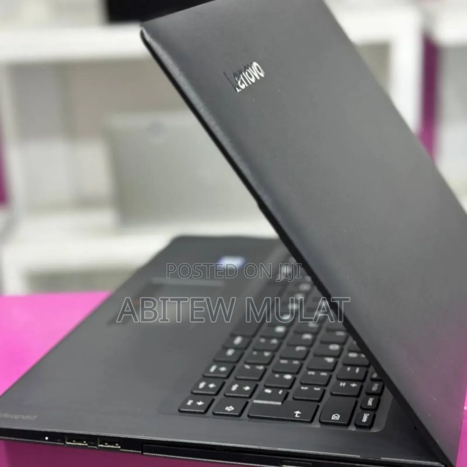 New Laptop Lenovo Ideapad 3 4GB Intel Core I3 HDD 1T