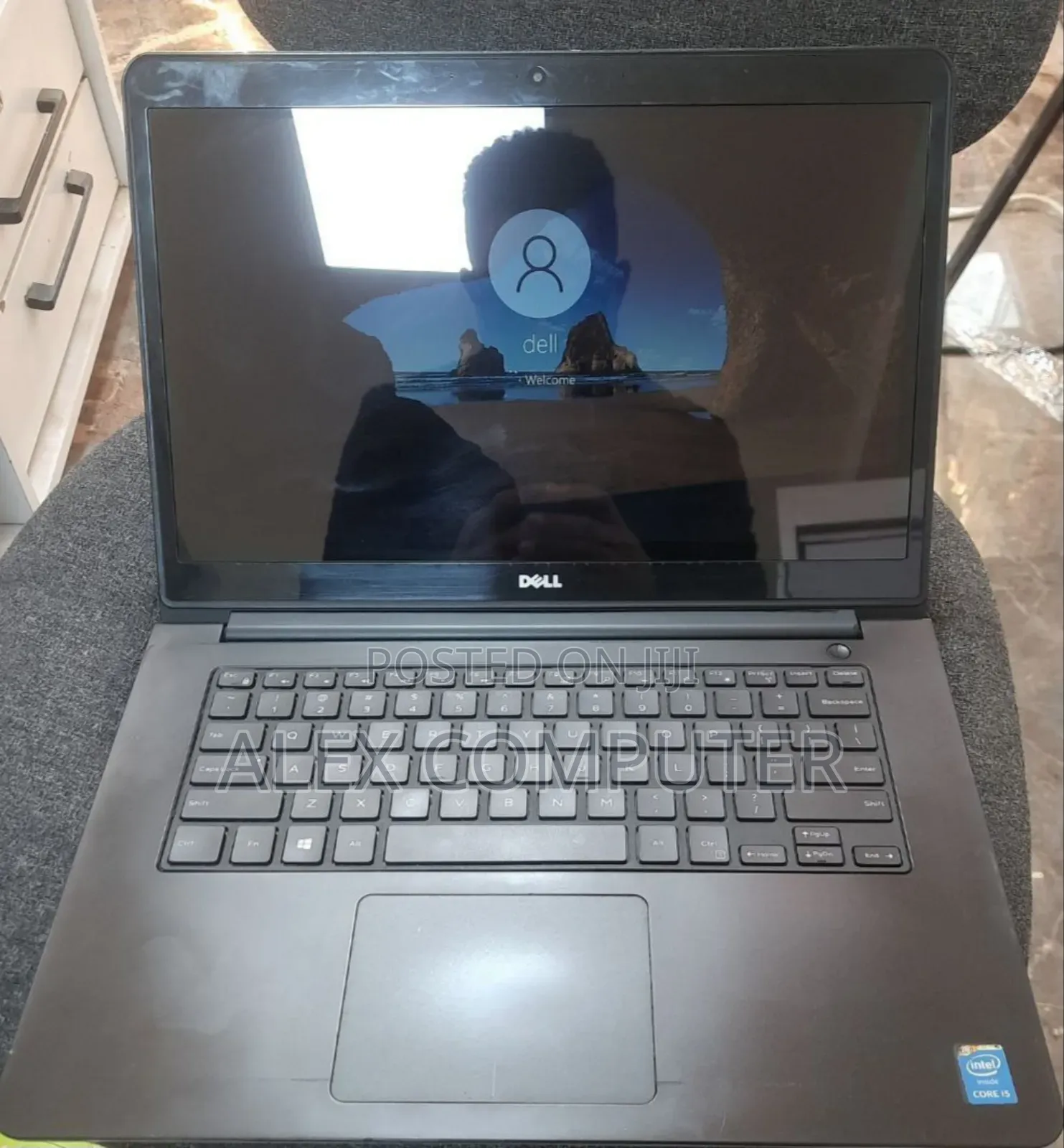 New Laptop Dell Inspiron 15 8GB Intel Core I5 SSD 1T