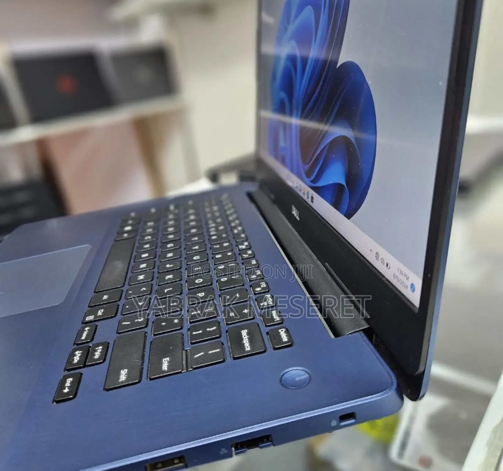 New Laptop Dell Inspiron 15 8GB Intel Core I5 SSD 512GB