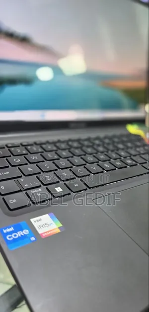 New Laptop Asus VivoBook 15 X505BA 16GB Intel Core I5 SSD 512GB