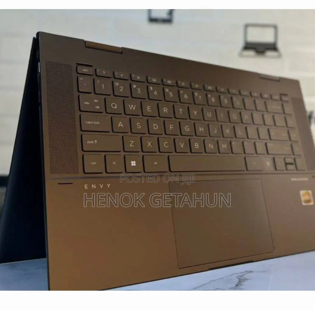 New Laptop HP Envy X360 16GB AMD Ryzen 7 SSD 512GB
