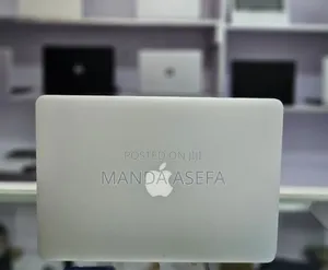 Photo - New Laptop Apple MacBook Air 8GB Intel Core I7 SSD 256GB