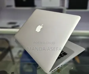 New Laptop Apple MacBook Air 8GB Intel Core I7 SSD 256GB