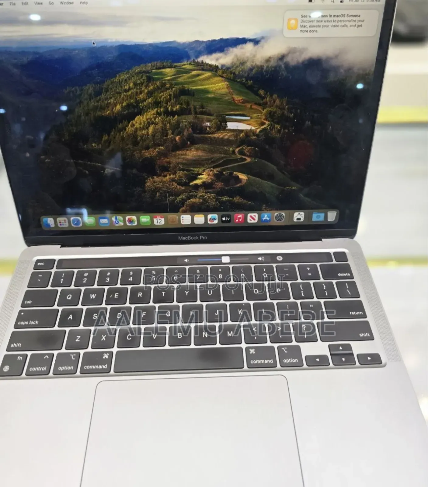 New Laptop Apple MacBook Pro M1 8GB SSD 512GB