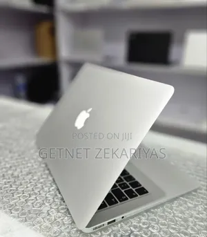 New Laptop Apple MacBook Air 2013 4GB Intel Core I5 SSD 128GB