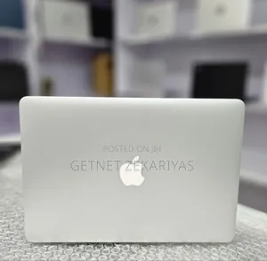 New Laptop Apple MacBook Air 2013 4GB Intel Core I5 SSD 128GB